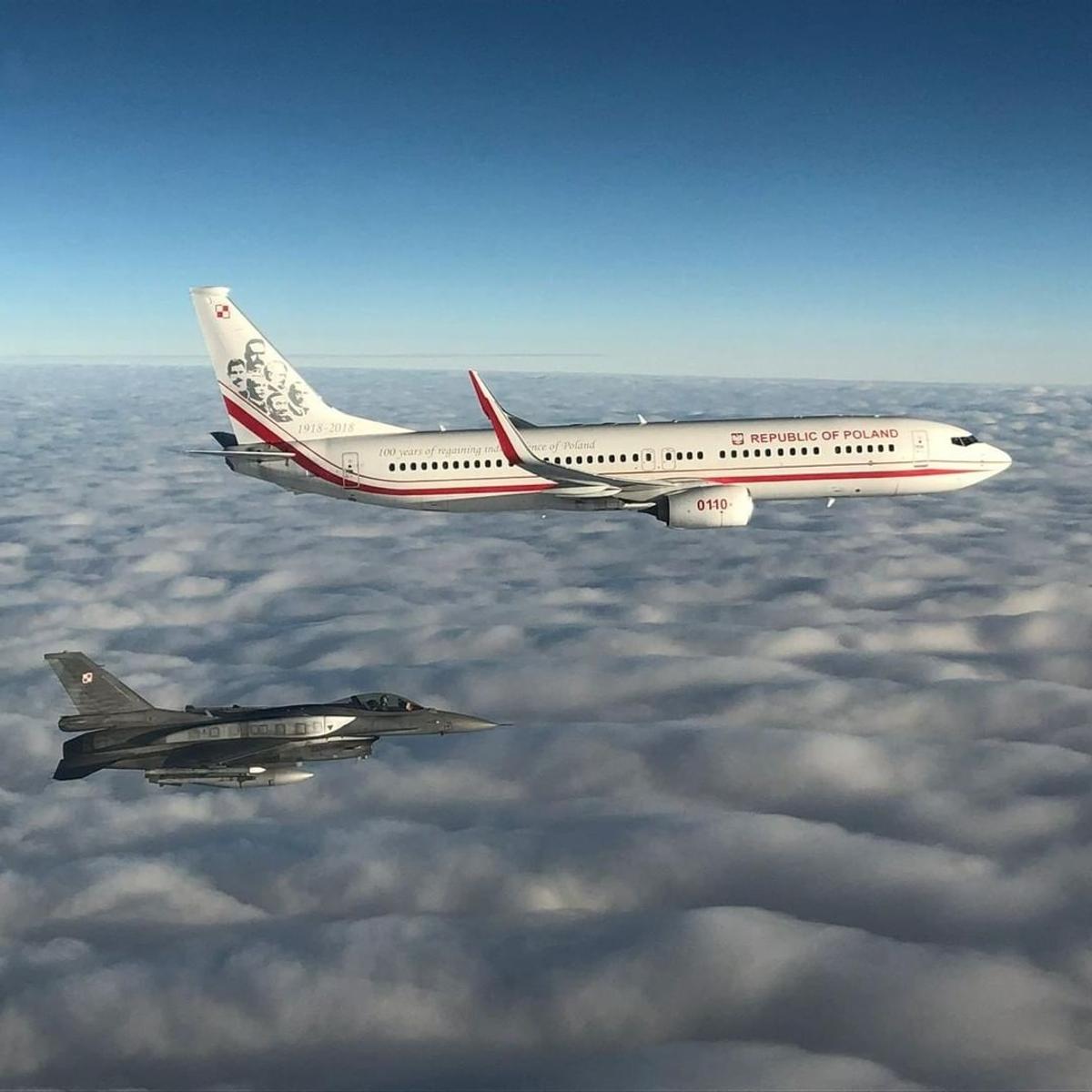 Polonia, escortată de avioane militare