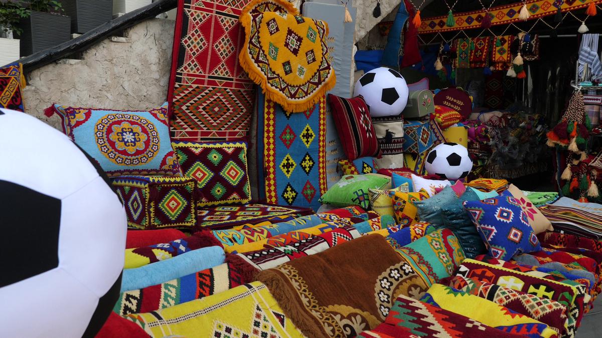 Imagini din piața Souq Waqif