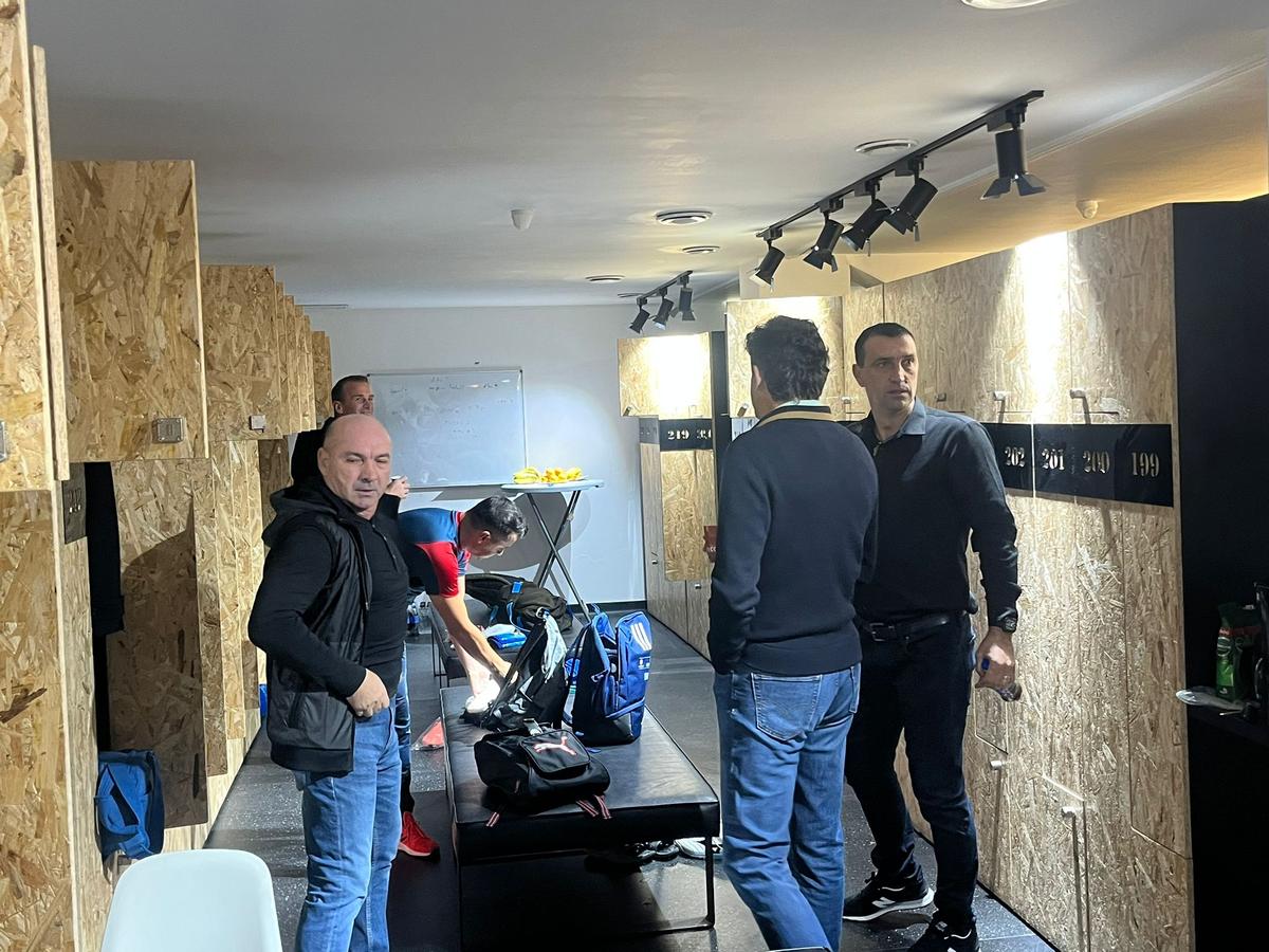 Meciul caritabil între supervedetele din fotbalul românesc
