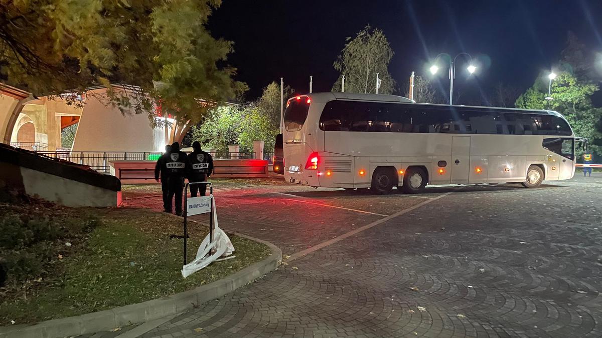 Autocarul României, lovit înainte de meciul cu Israel