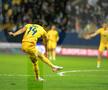 Ianis Hagi în Israel - România, preliminarii EURO 2024 (foto: Raed Krishan/GSP)