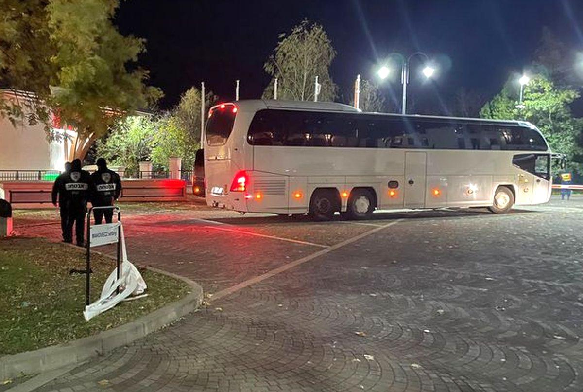 Incident în Ungaria! Ce s-a întâmplat imediat după ce delegația României a coborât din autocar
