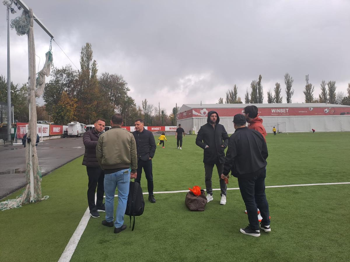 Meciul caritabil între supervedetele din fotbalul românesc