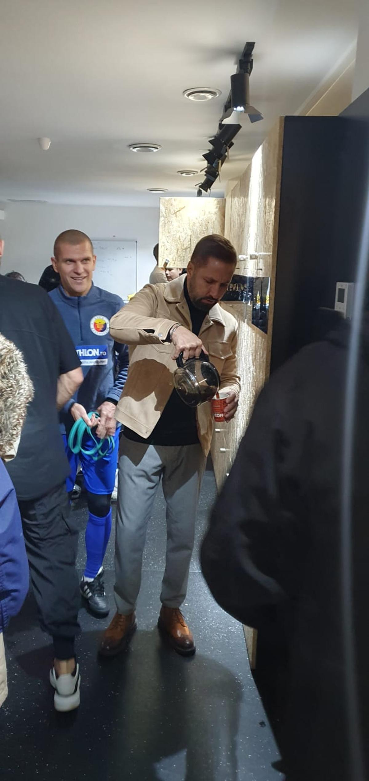 Meciul caritabil între supervedetele din fotbalul românesc