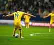 Ianis Hagi în Israel - România, preliminarii EURO 2024 (foto: Raed Krishan/GSP)