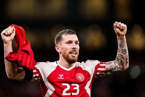 Pierre-Emile Hojbjerg, fericit la finaul meciului cu Slovenia // Foto: Imago