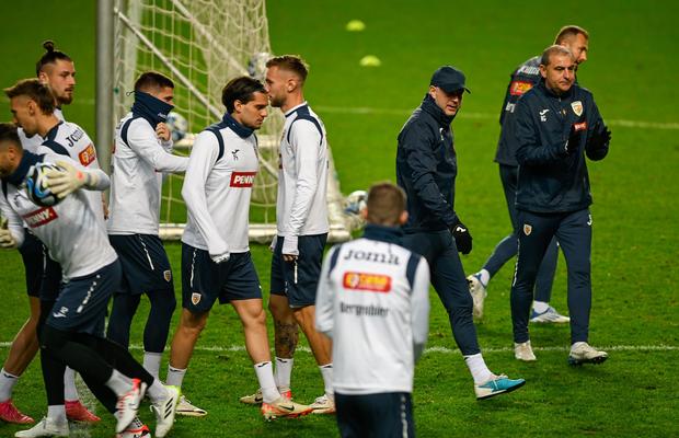 A fost coechipier cu mulți dintre tricolorii care vor juca în „dubla” de foc cu Israel și Elveția: „Unii mai aruncă «hate»! Multă lume e rea”. Și el vrea la Euro 2024!