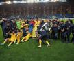 România, la EURO 2024! „Tricolorii” au sărbătorit calificarea pe gazon (foto: Raed Krishan/GSP)