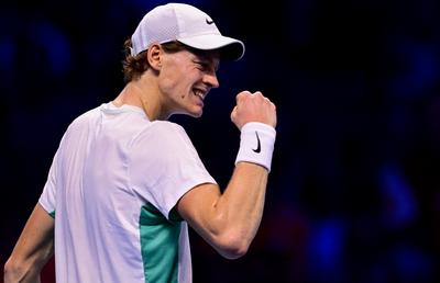 Jannik Sinner, primul finalist la Turneul Campionilor! Victorie euforică în fața lui Medvedev