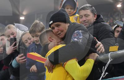 Daniel Bîrligea despre imaginea emoționantă de la România - Cipru: „Mândră de mine! Ne prăpădeam de râs la țară când ne spunea bancuri”