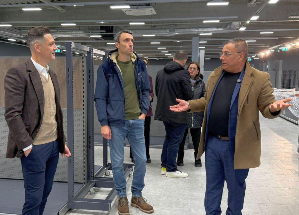Prima apariție a lui Mirel Rădoi, după plecarea de la Craiova: „Îl luați antrenor?”