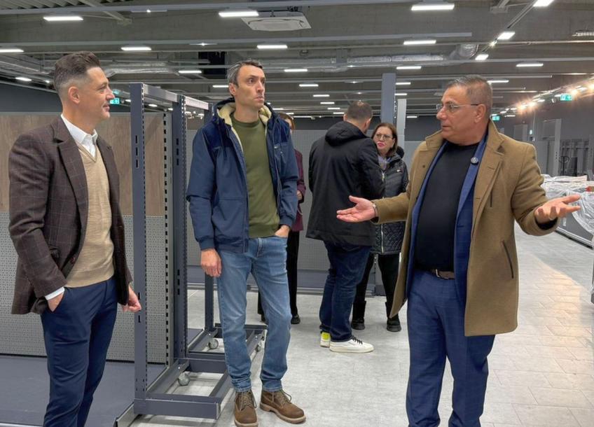 Prima apariție a lui Mirel Rădoi, după plecarea de la Craiova / foto: Facebook Primăria Fundeni