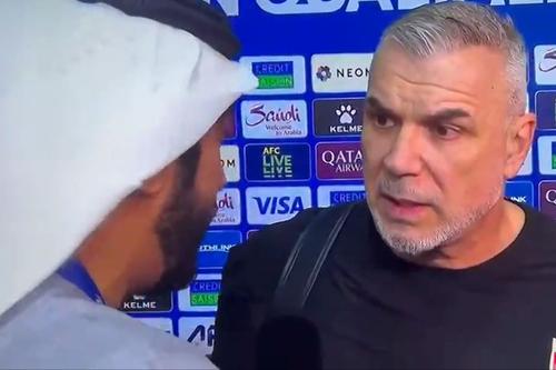 Cosmin Olăroiu, dialog tensionat cu un jurnalist arab