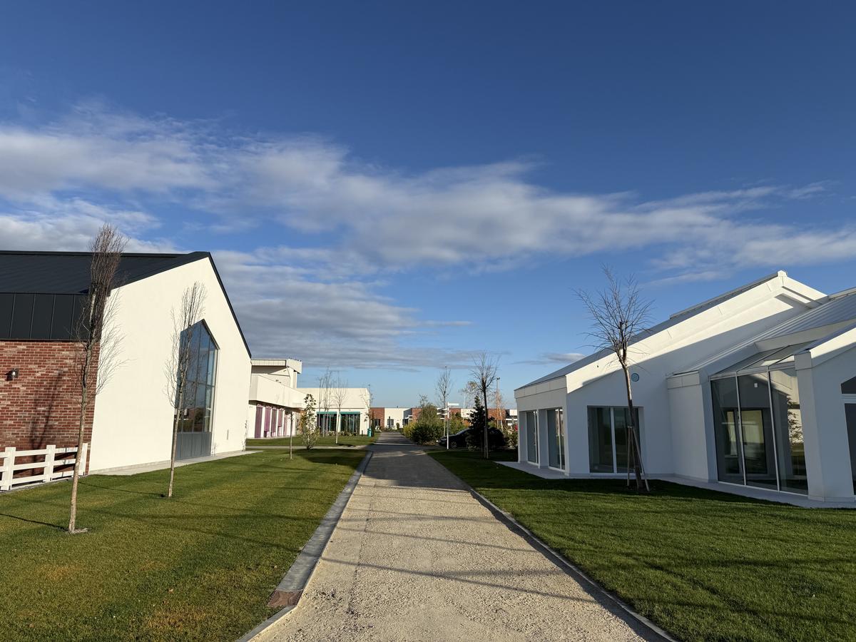 Locul în care renaște speranța » Mihai Neșu, ghid pentru GSP în complexul de 7 milioane € ridicat la Oradea: „Arată mult mai bine decât ne-am așteptat!”