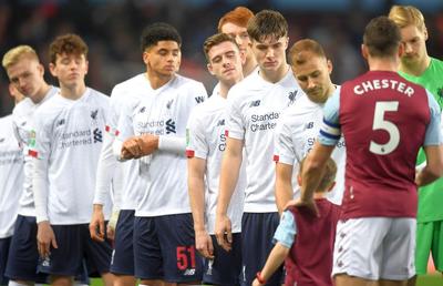 ASTON VILLA - LIVERPOOL 5-0 // Cu cea mai tânără echipă din istoria clubului, „cormoranii” au fost spulberați în Cupa Ligii Angliei!