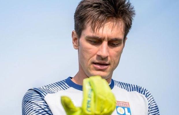 Lyon - Toulouse 4-1 » Ciprian Tătărușanu a debutat în tricoul lui OL cu victorie! Echipa sa s-a calificat în „sferturile” Cupei Ligii Franței