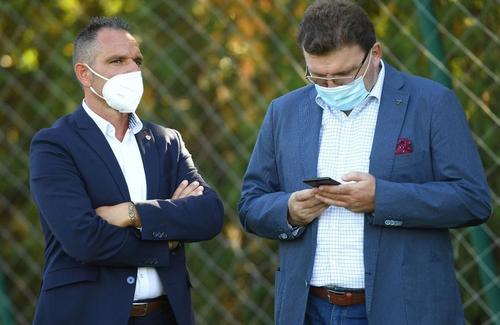Dorin Șerdean (dreapta), alături de Pablo Cortacero, acționarul majoritar al lui Dinamo