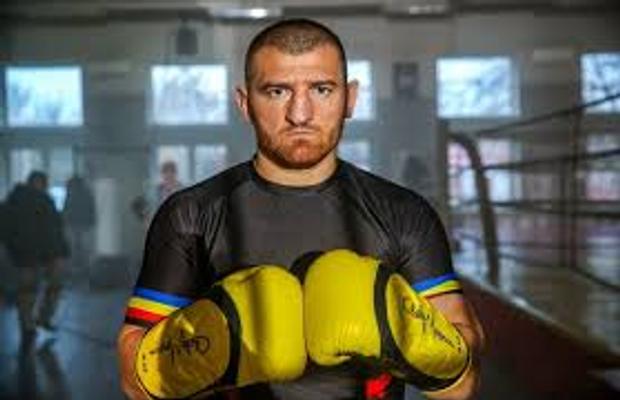 Benny Adegbuyi vs Badr Hari. Cătălin Moroșanu și-a ales favoritul: „Este un moment epocal!”