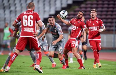 Mesaj emoționant la despărțirea de Dinamo: „Îi mulțumesc lui Dumnezeu că am copiii mici și nu înțeleg prin ce trec. Bucurați-vă de ce aveți!”