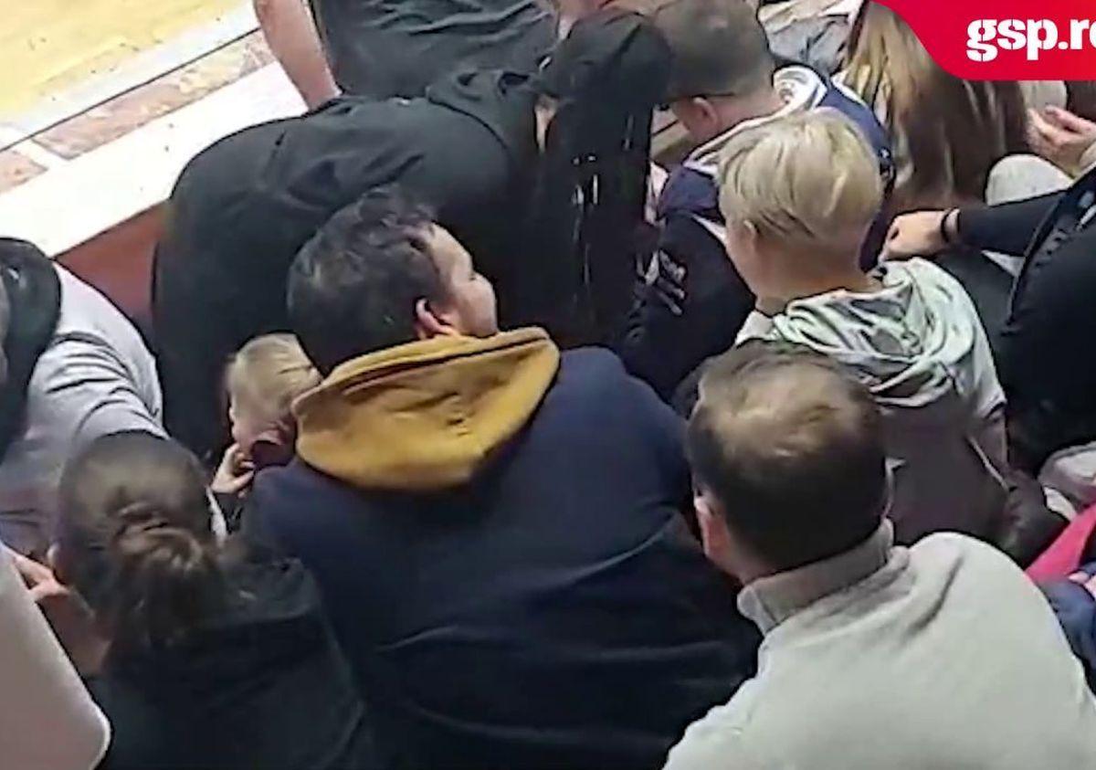 Cum s-a trăit în tribunele „Polivalentei”, la CSM București - Vipers, marea finală Argentina - Franța