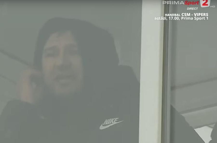 Marius Croitoru a plecat înainte de finalul meciului Argeș - Mioveni/ foto: captură Prima Sport Croitoru nu a mai rezistat! A plecat de la stadion după ce echipa sa a fost egalată