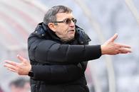 Scene incredibile într-un vestiar din Liga 1 » I-a trimis la duș, apoi i-a anunțat că sunt dați afară! Jucătorii au de recuperat OPT salarii + Primul care a plecat