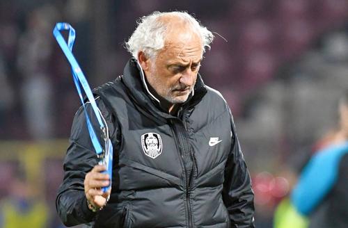 Andrea Mandorlini // FOTO: Imago