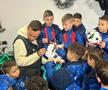 Moș Crăciun a avut ajutoare speciale » Coman, Tavi Popescu & Băluță au împărțit cadouri la baza FCSB