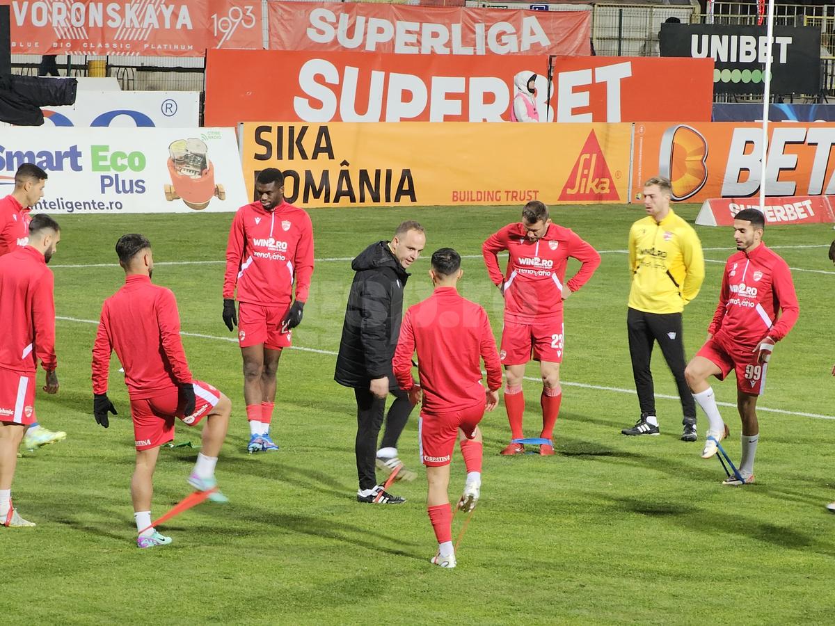 Omul lui Kopic se implică tot mai mult la Dinamo » Detaliul surprins de GSP la meciul cu Botoșani