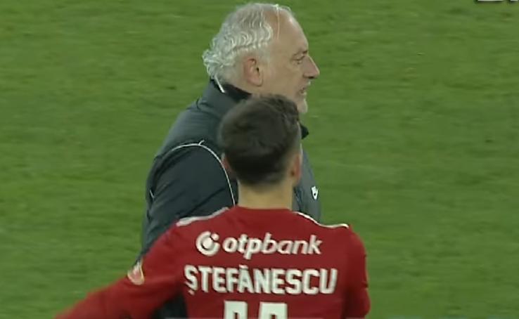 Andrea Mandorlini l-a bruscat pe Marius Ștefănescu, după Sepsi - CFR Cluj / FOTO: Captură TV @Digi Sport
