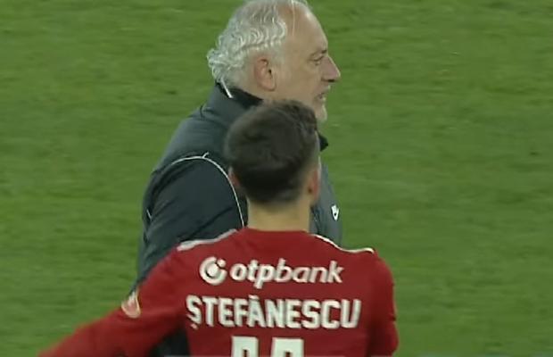 Imagini scandaloase la finalul meciului Sepsi - CFR Cluj » Cum a fost surprins antrenorul Andrea Mandorlini