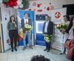 David Popovici le-a oferit copiilor care au învins cancerul fundițe confecționate din medalia sa de suflet: „Mă simt onorat să fiu alături de atâția campioni"