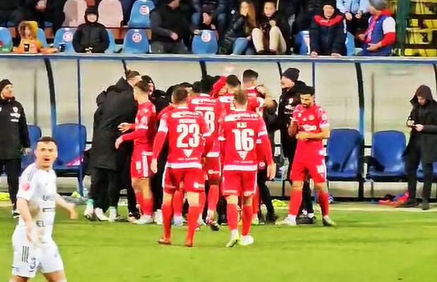 Cel mai dur discurs după FC Botoșani - Dinamo: „Atâta putem! Fotbal zero. Mi-e rușine!”
