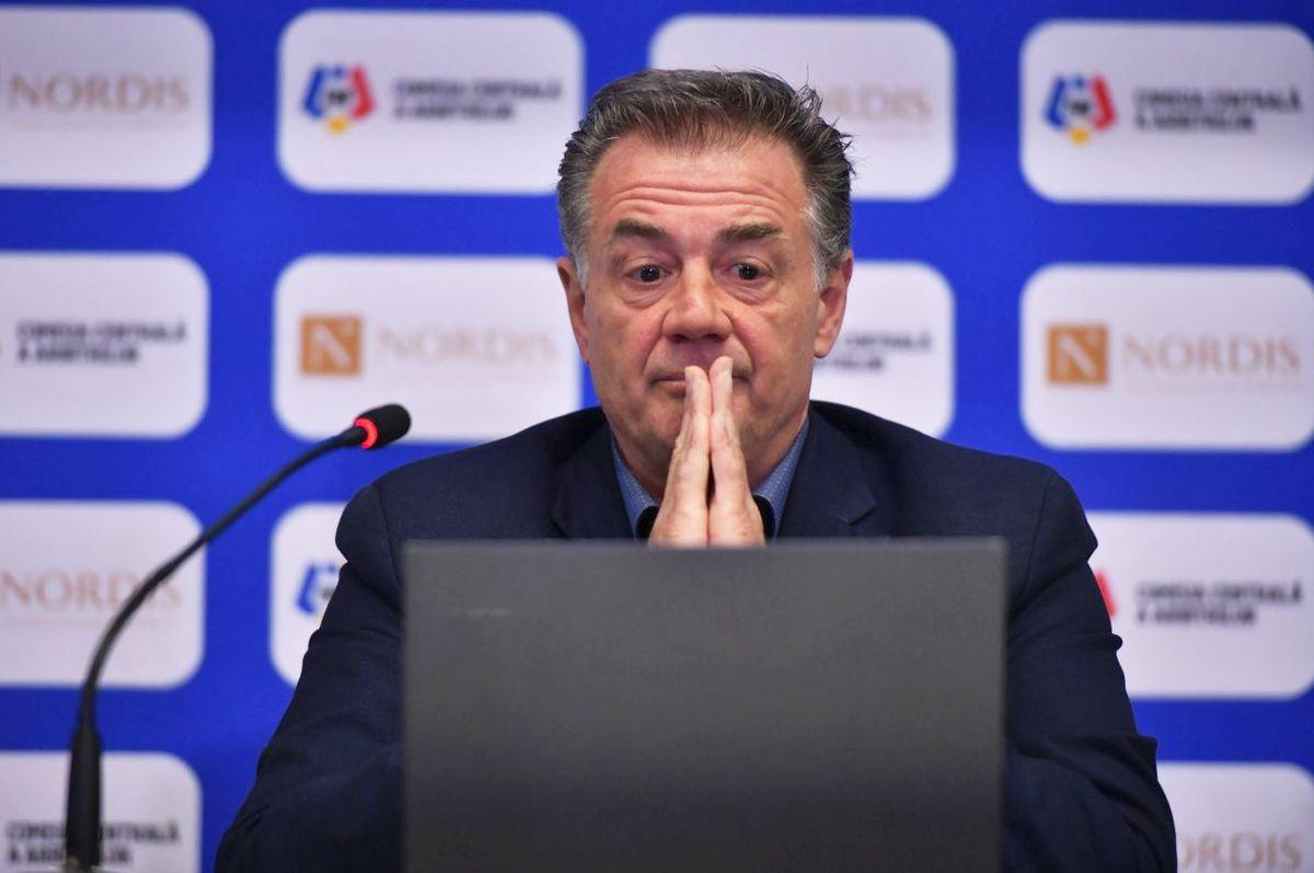 Kyros Vassaras admite: „Se impunea cartonaș roșu la Homawoo!”
