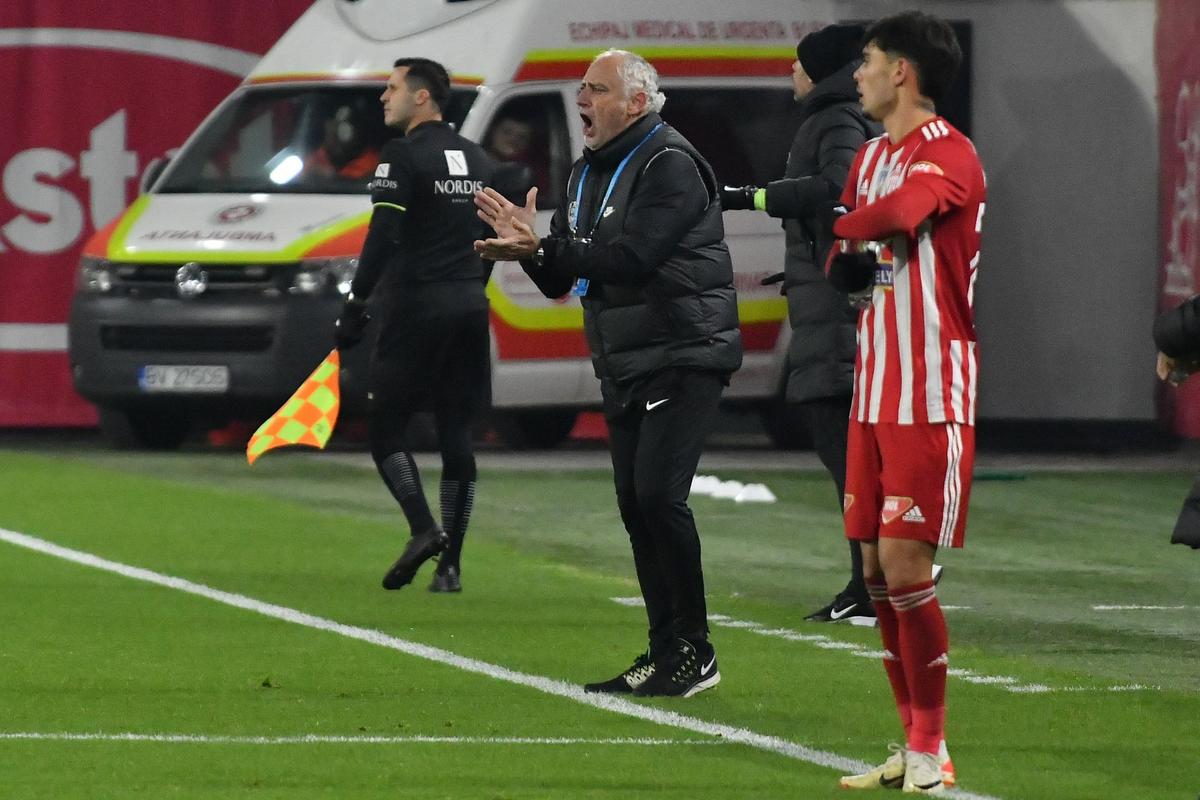 Andrea Mandorlini l-a bruscat pe Marius Ștefănescu, după Sepsi - CFR Cluj