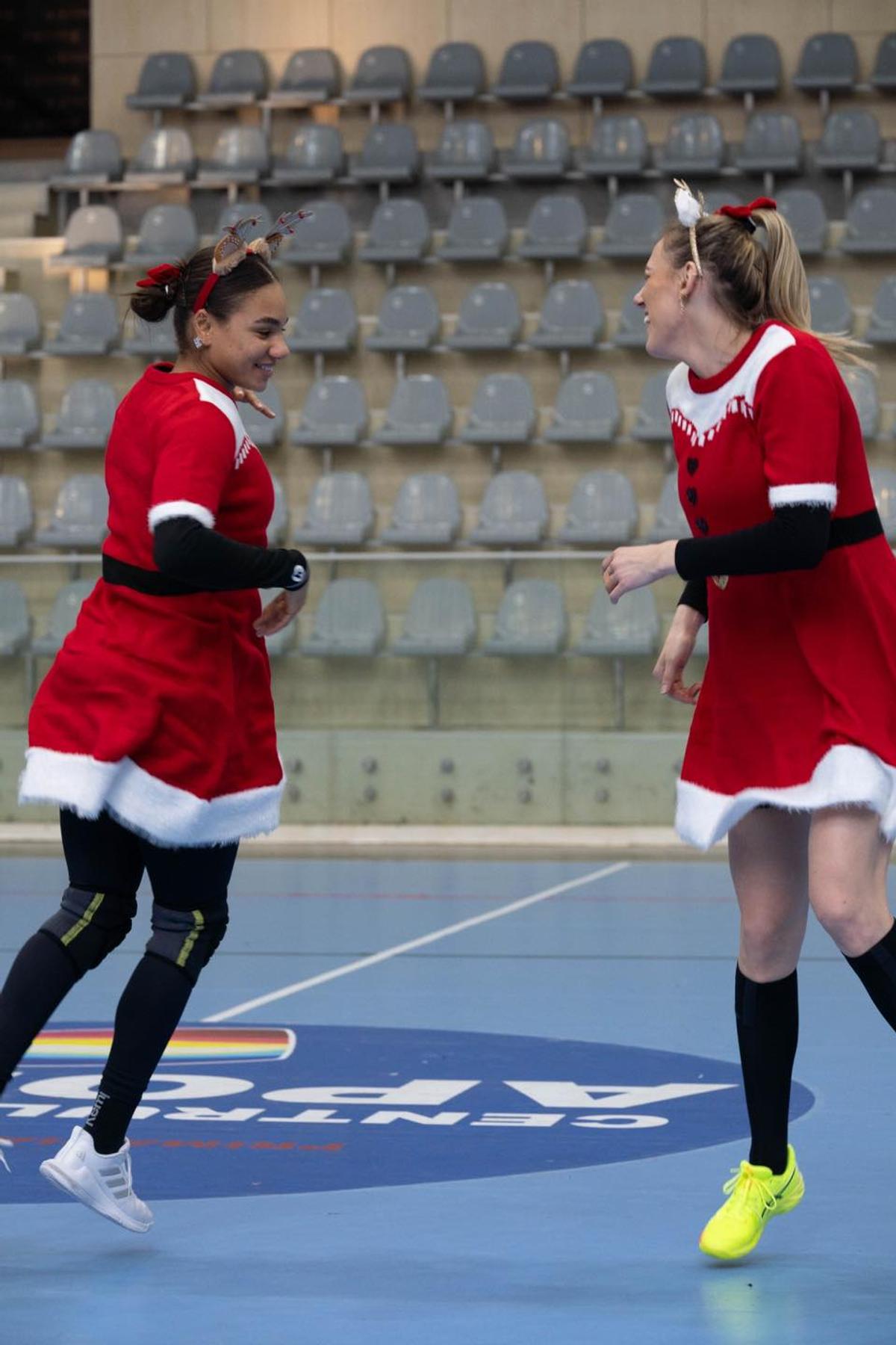 Elizabeth Omoregie, poveste unică în handbal: „Acolo nu îți puneai niciodată alarma” » Marele obiectiv: „Pentru Cristina Neagu!”