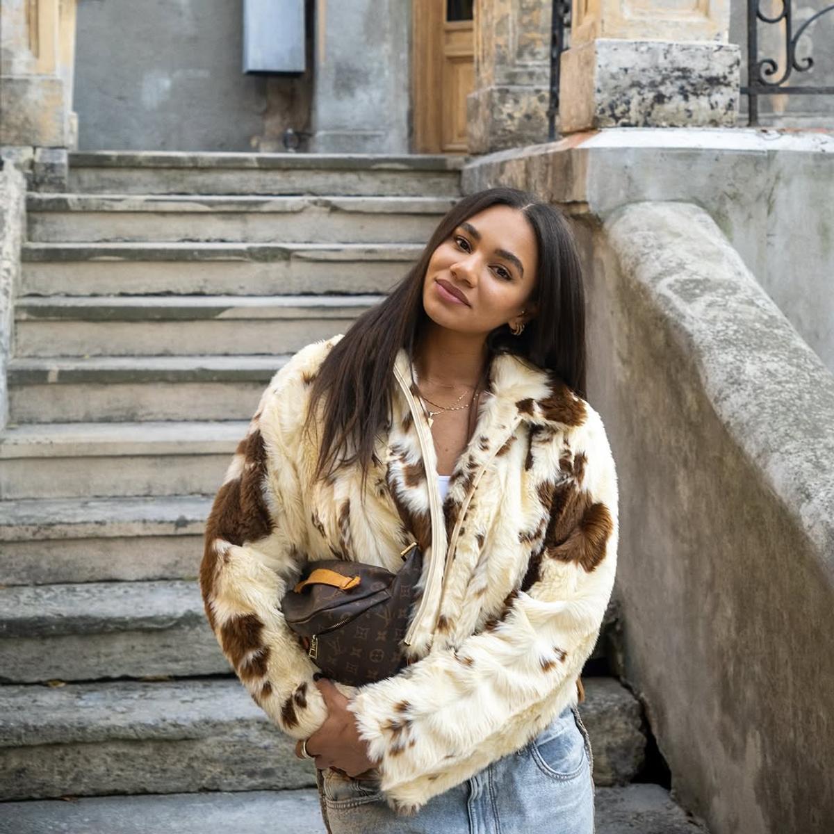 Elizabeth Omoregie, vedeta de la CSM București, și-a arătat tatuajul ascuns: „Nu multă lume știa!” + vrea să o convingă și pe Neagu