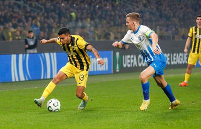Cel mai negru COȘMAR la Atena! Universitatea Craiova A RATAT uluitor calificarea, în prelungiri cu AEK, după ce a condus cu 2-0!
