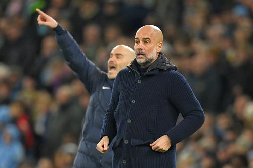Pep Guardiola în prim-plan, cu Maresca în spatele lui // foto: Guliver/gettyimages
