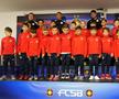 Jucătorii de la FCSB au oferit cadouri copiilor // FOTO: Andrei Furnigă (GSP)