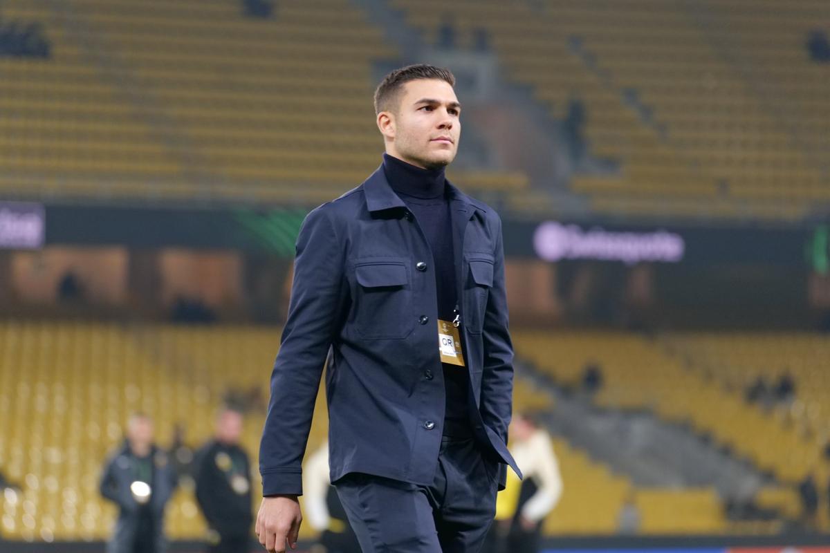 Înainte de AEK Atena - Craiova
