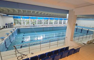 Încă o grozăvie în sportul românesc: țintă pentru „rechinii” imobiliari! » Bazinul din Palatul Copiilor a fost închis, copiii fac cursuri TEORETICE de înot!