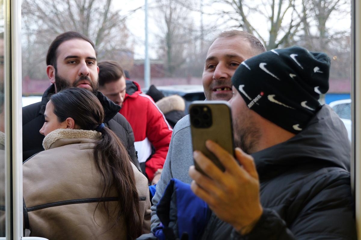 Jucătorii de la FCSB au oferit cadouri copiilor