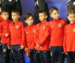 Jucătorii de la FCSB au oferit cadouri copiilor // FOTO: Andrei Furnigă (GSP)