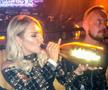 Erin și Aoife, surorile lui Conor McGregor, au făcut senzație! Avion privat și șampanie în foiță de aur