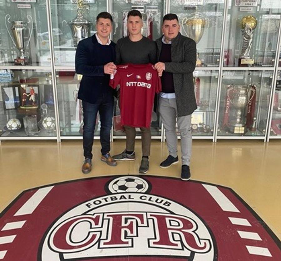 Robert Serediuc, prezentat la CFR Cluj FOTO CFR Cluj, transfer de viitor! Și-a adus atacant din Spania