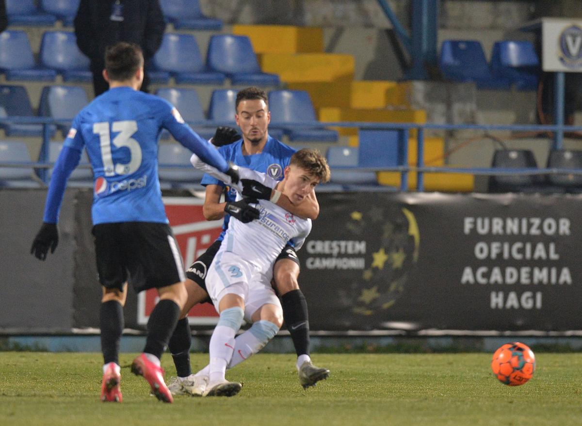FOTO+VIDEO. Viitorul - FCSB 2-2 » Spectacol la Ovidiu! Rednic încurcă liderul. Cum arată clasamentul