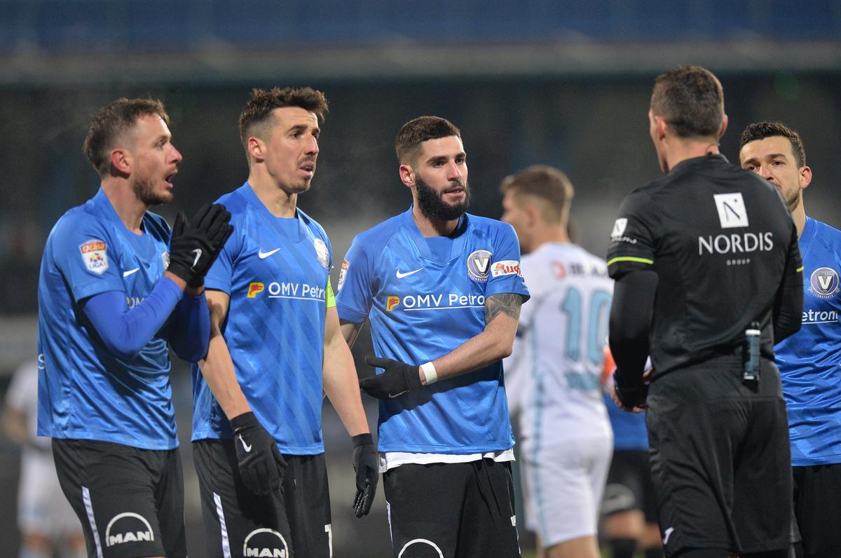 EXCLUSIV UPDATE VÂNDUT! Prima vedetă care a plecat de la FCSB în 2021 » Ce profit obține Gigi Becali