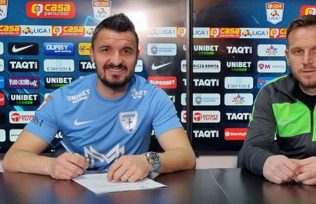 Constantin Budescu, prezentat la FC Voluntari: „Vreau să ajut echipa cât pot de bine” » Motivul pentru care a ales să semneze cu ilfovenii
