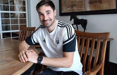 Italianul care a făcut junioratul la AC Milan și Inter le promite play-off-ul fanilor săi din Superliga: „Una dintre cele mai bune echipe din România”